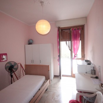 VENDESI CASA INDIPENDENTE CON CORTILE - Foto 13