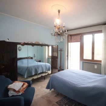 VENDESI CASA INDIPENDENTE CON CORTILE - Foto 10