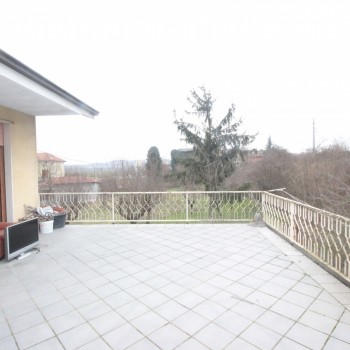 VENDESI CASA INDIPENDENTE CON CORTILE - Foto 16