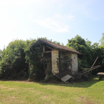 VENDESI CASCINALE DA RISTRUTTURARE - Foto 3