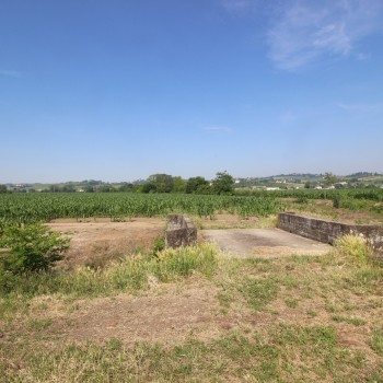 VENDESI CASCINALE DA RISTRUTTURARE - Foto 18