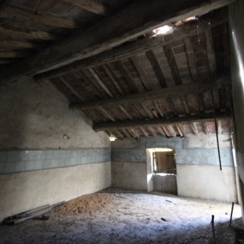 VENDESI CASCINALE DA RISTRUTTURARE - Foto 11