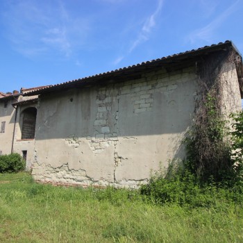 VENDESI CASCINALE DA RISTRUTTURARE - Foto 15