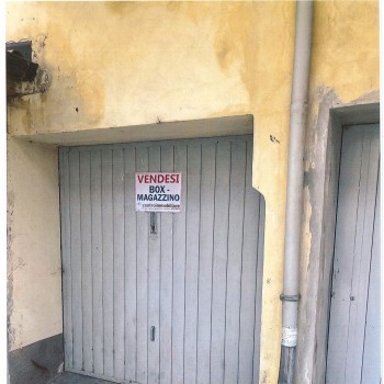 VENDESI BOX AUTO - MAGAZZINO?sezione=vendita&from_network=S
